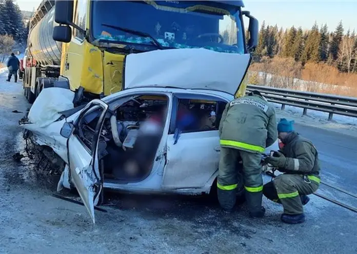 В Нижнеингашском районе Красноярского края четыре человека погибли в ДТП