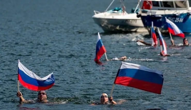 В Красноярском крае пройдет 4-дневный заплыв ко Дню российского флага