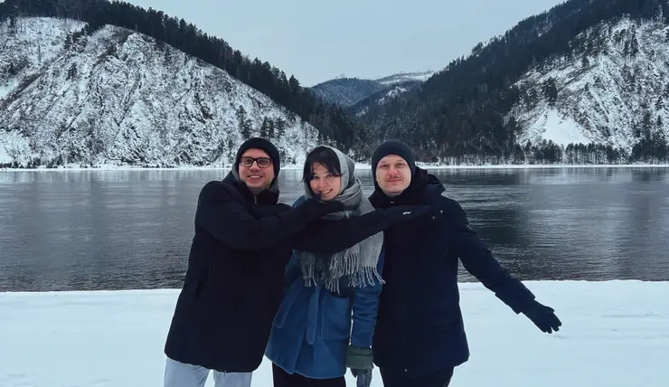 Симбиоз Агузаровой и группы «Кино»: красноярский коллектив Beeswax & Olesya выпустил новый сингл