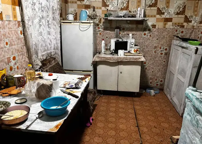 В Красноярском крае женщина оставила пятерых детей без еды и присмотра