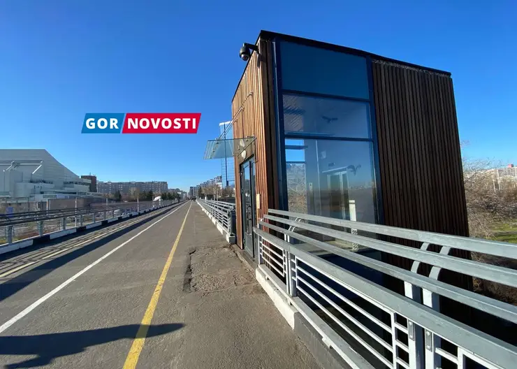 Лифт на вантовом мосту в Красноярске снова работает