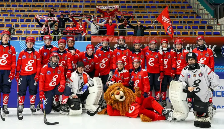 13 хоккеистов из Красноярска стали мастерами спорта России