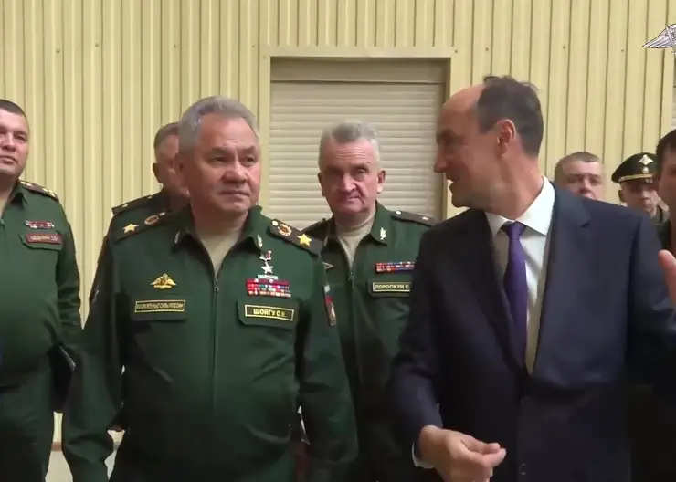 Министр обороны РФ Сергей Шойгу посетил завод «Красмаш» в Красноярске