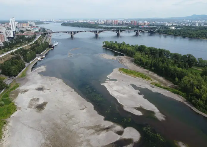 С 1 мая на Красноярской ГЭС увеличат сброс воды почти на 3000 кубометров в секунду