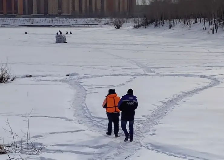В Красноярске из-за резкого потепления поднялся уровень воды в Енисее