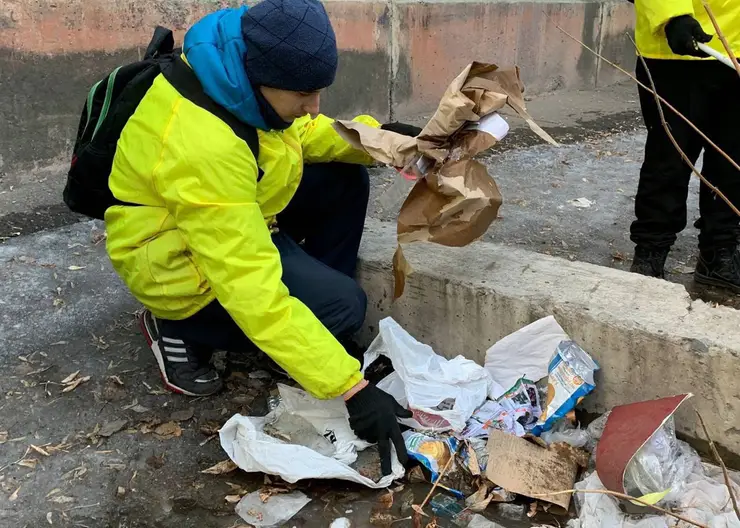 Трудовой отряд собрал 5 тысяч мешков мусора в Ленинском районе Красноярска