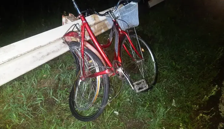 В Красноярском крае ночью в ДТП погибли два велосипедиста