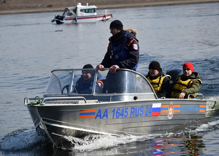 В Богучанском районе ищут утонувшего 47-летнего рыбака