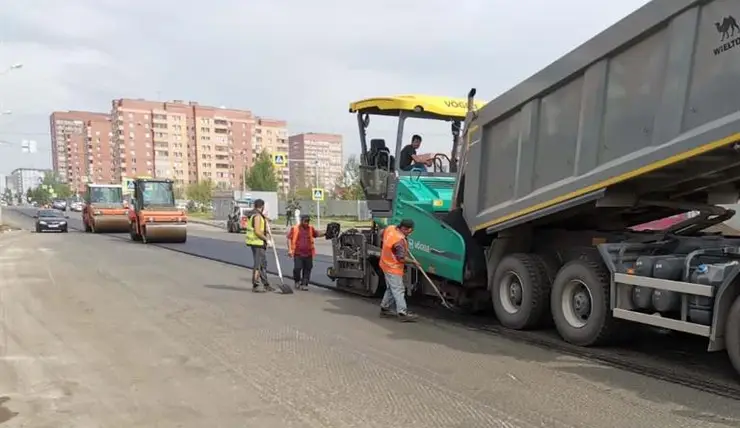 Михаил Котюков проверил ремонт дорог в Красноярске