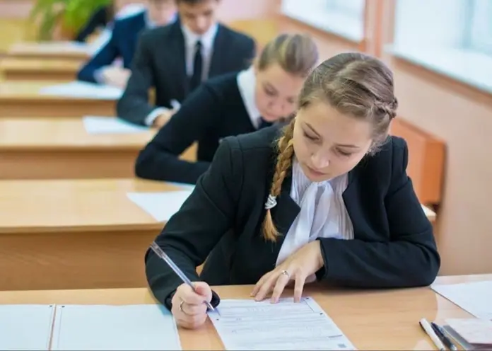 Жизнь после ЕГЭ: паблик-ток для красноярских школьников о борьбе со стрессом во время поступления
