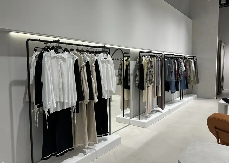 В Красноярске открылся первый в городе магазин одежды Nats Brand