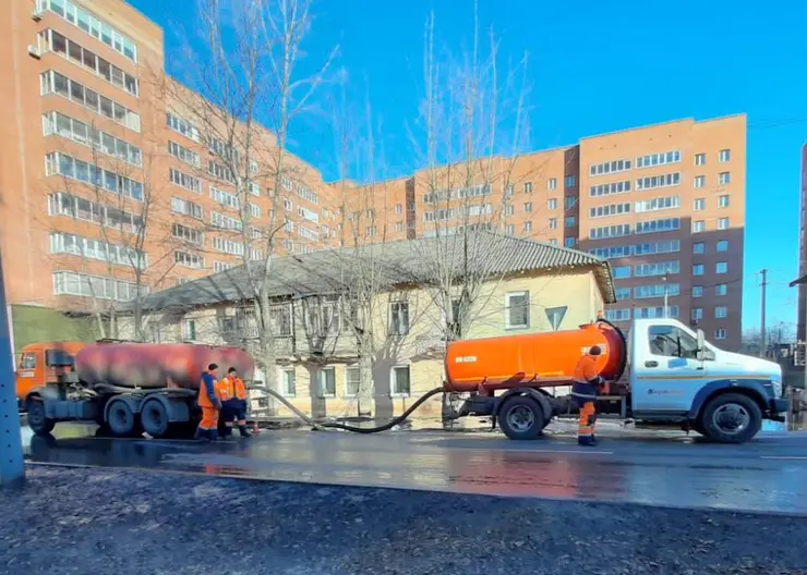 В Красноярске из-за коммунальной аварии без холодной воды остались дома на четырёх улицах