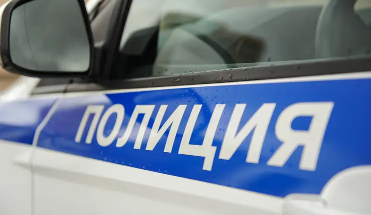 В Красноярске на парковке один водитель напал на другого с ножом