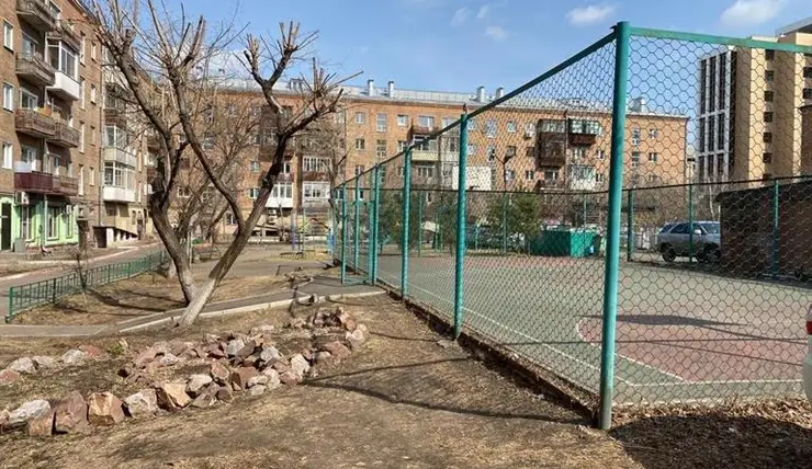 В Центральном районе Красноярска обустроят «Уютный дворик»