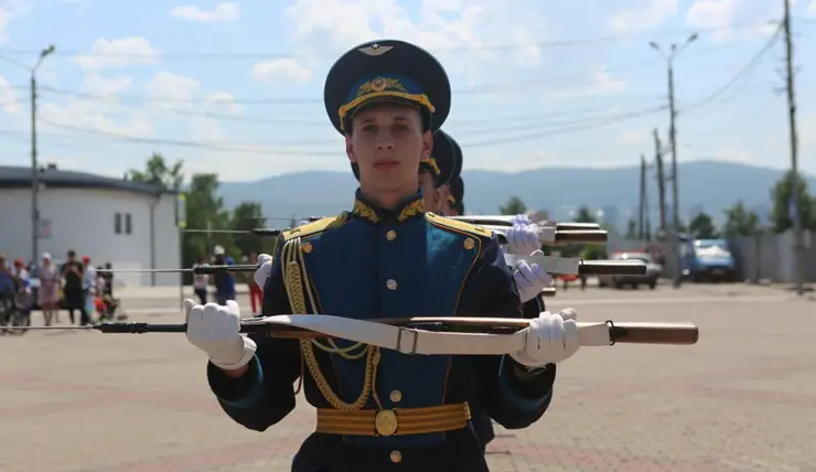 75-летие Великой Победы: в Красноярске проходят торжественные мероприятия