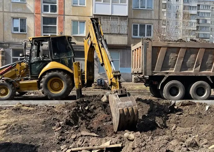 В Кировском районе приступили к благоустройству дворов