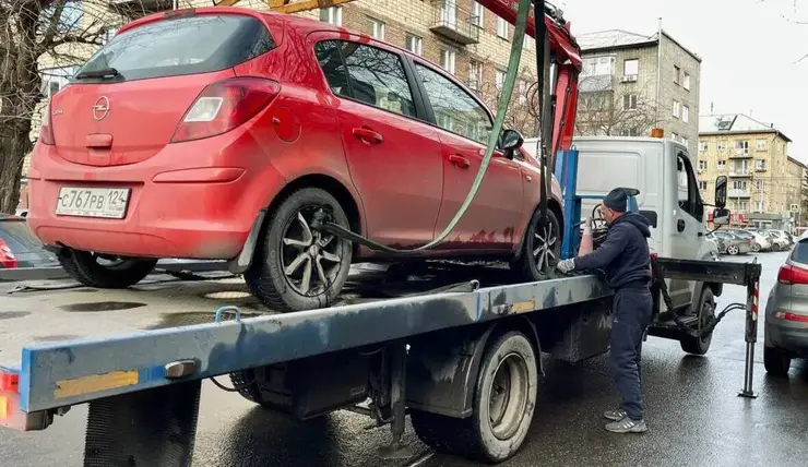 В Красноярске вырастут цены за штрафстоянку и эвакуацию автомобилей