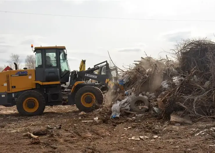 В Красноярске в 2023 году со свалок Ленинского района вывезли 12 тысяч кубов мусора