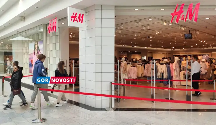 В Красноярске образовались очереди в открывшийся магазин H&M
