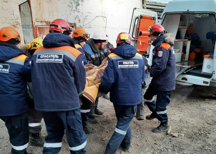 В Красноярске двое пострадавших во время обрушения бункера на ТЭЦ-1 находятся в реанимации