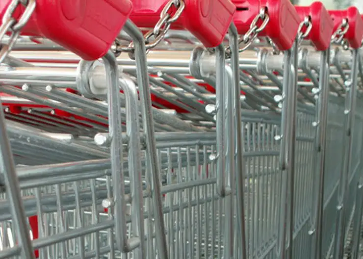 В красноярских супермаркетах рассказали, будут ли обслуживать покупателей без масок