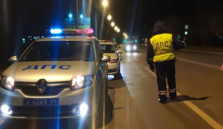 В Красноярске задержали 27-летнего пьяного водителя без прав и документов на машину