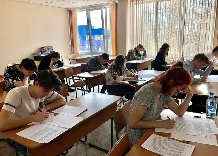 Школьники из Красноярска могут поступить в Первый университетский лицей имени Лобачевского