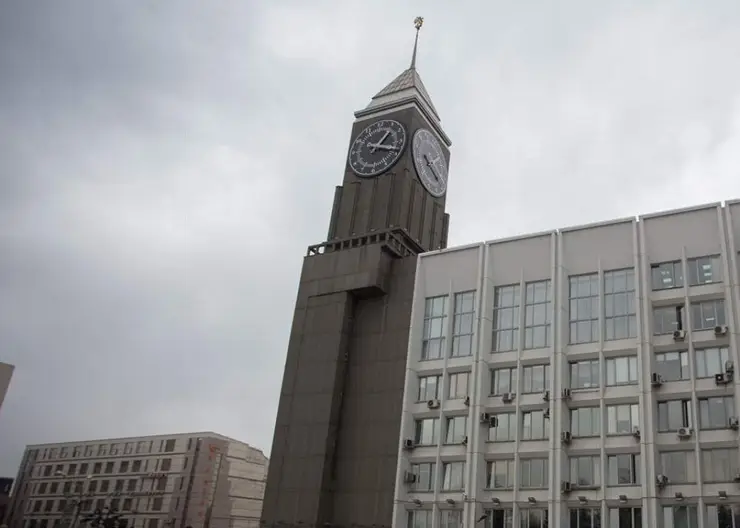 Главные городские часы Красноярска 25 января исполнят мелодию в честь Дня студента