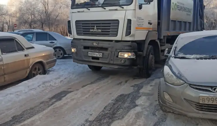 За новогодние праздники в Красноярске вывезли рекордное количество мусора