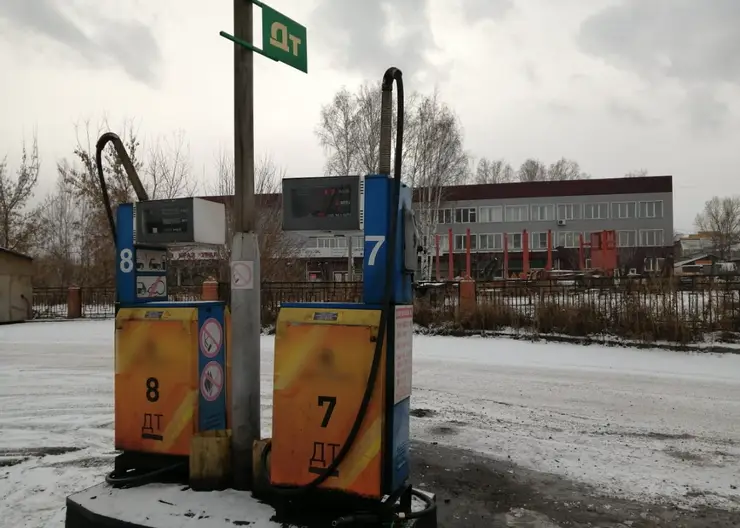 Красноярец хотел продать на АЗС некачественное топливо и заработать 2 млн рублей
