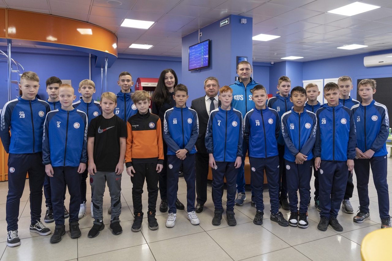 В Красноярске прошла премьера российской комедии «Иван Семёнов – школьный переполох»