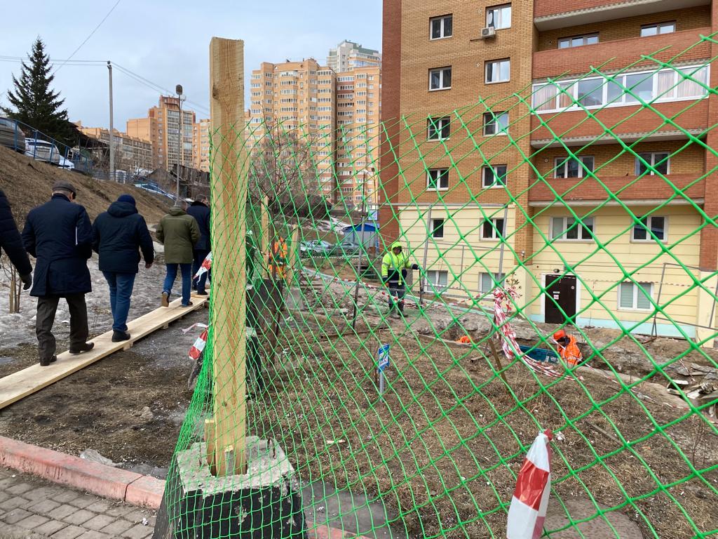 Подрядчик исправляет ошибки строительства ливневок на улице 2-я Огородная в Красноярске