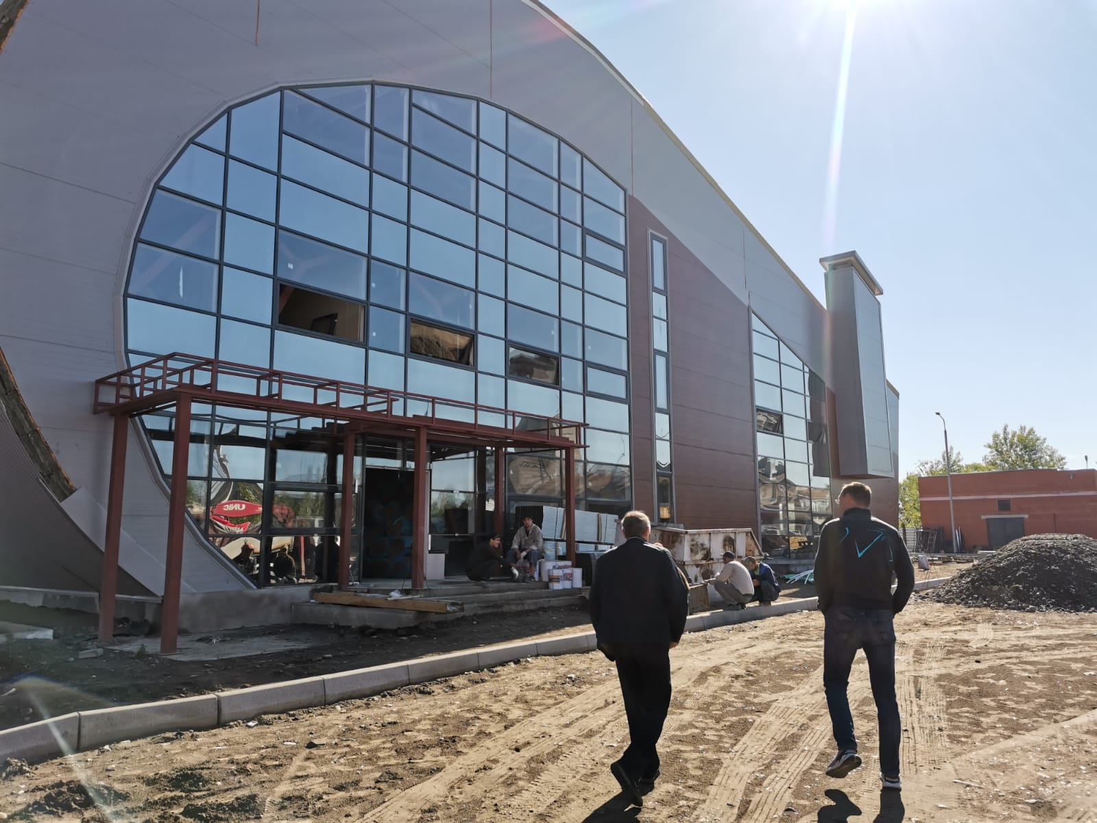В Красноярском крае строят комплекс бассейнов в форме кита