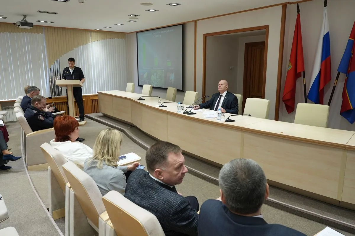 Заседание аккредитационной комиссии в августе 2024. Заседание аккредитационной комиссии в августе 2024. Заседание аккредитационной комиссии. Заседание аккредитационной комиссии фоновая картинка. Собрание семинар по крипте в дубае.