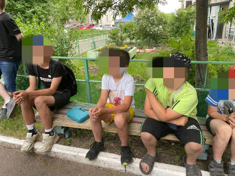 В Железногорске четверо школьников нашли горелку и сожгли дачный домик