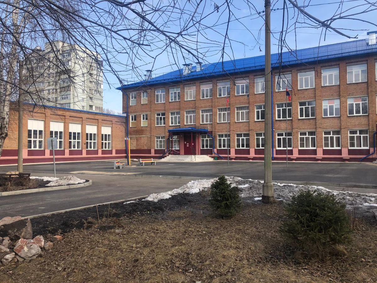 Город красноярск образовательные учреждения. Школа 5 Красноярск. Школа. Школа номер 53. Школа после капитального ремонта