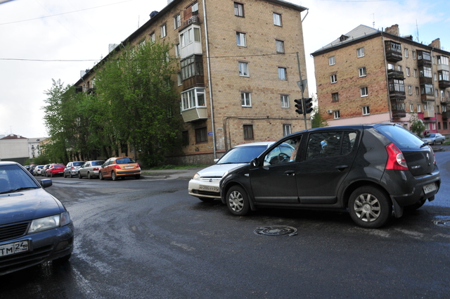 В Красноярске сотрудников ГИБДД научили ликвидировать последствия ДТП