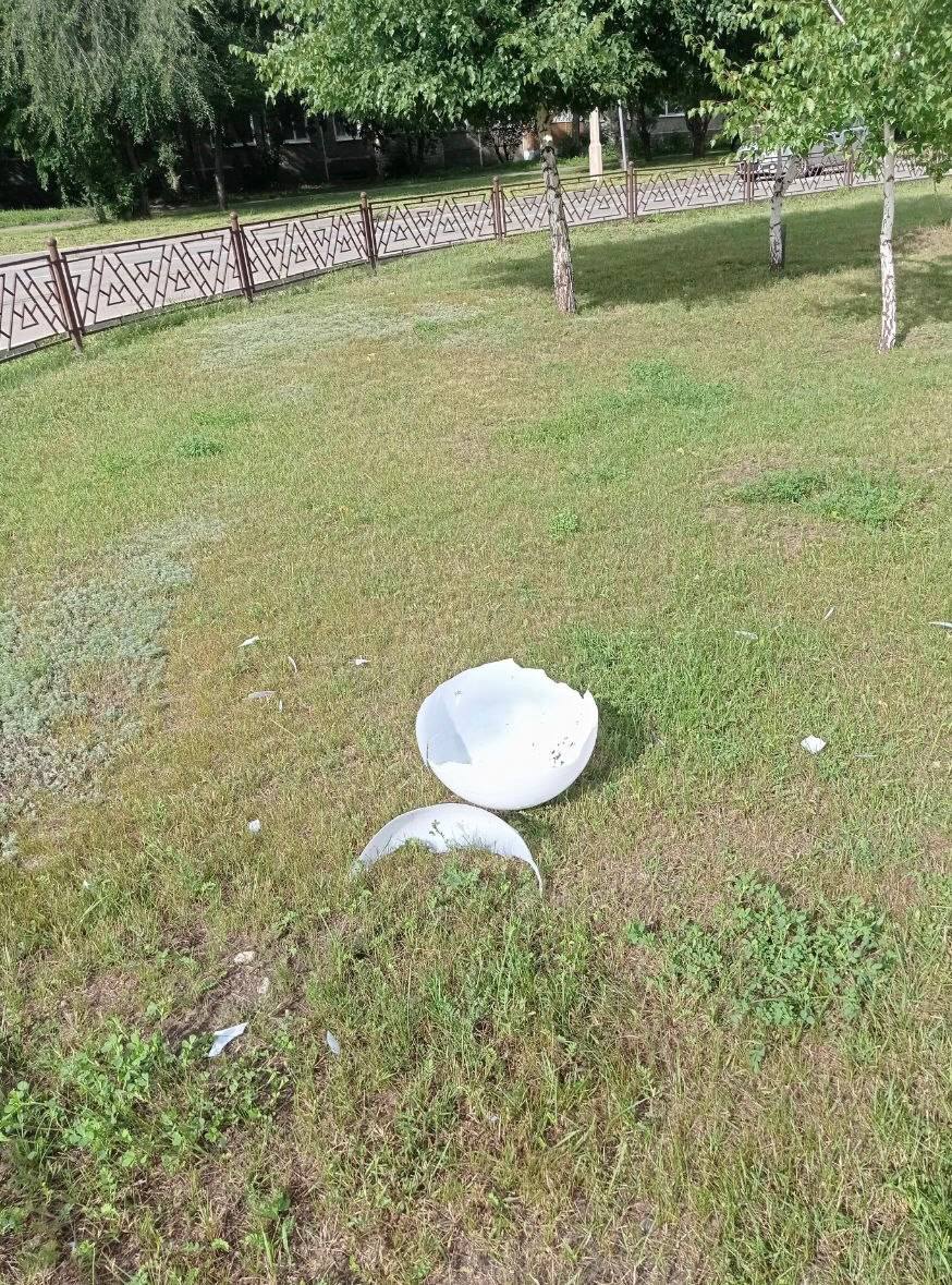 В Красноярском крае подростки разбили фонари на 180 тысяч рублей