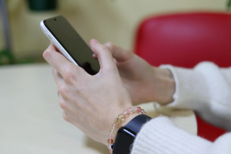 В Красноярске 19-летняя студентка отдала мошенникам 17 миллионов после звонка «следователя»