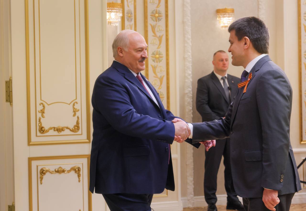 Михаил Котюков предложил Александру Лукашенко открыть прямое авиасообщение между Красноярском и Минском
