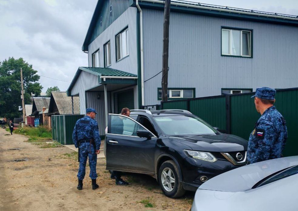 В Канске судебные приставы конфисковали внедорожник в зону СВО