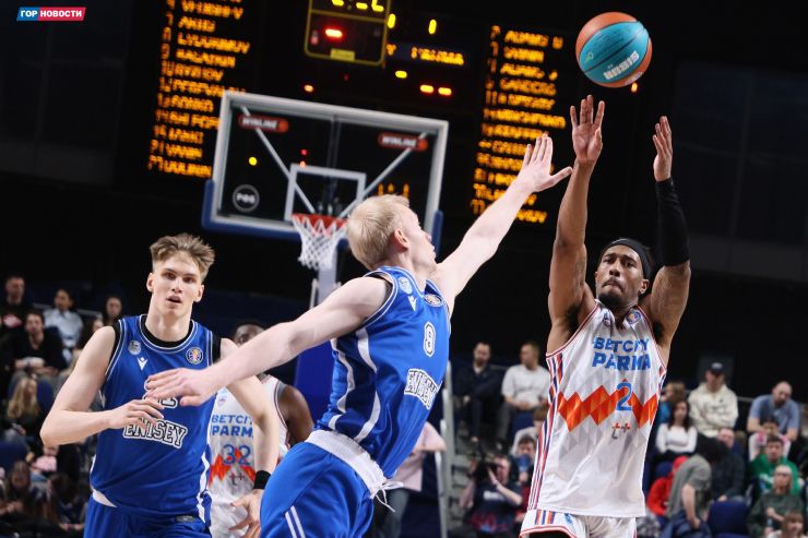 Баскетбольный «Енисей» уступил «Парме» в Красноярске