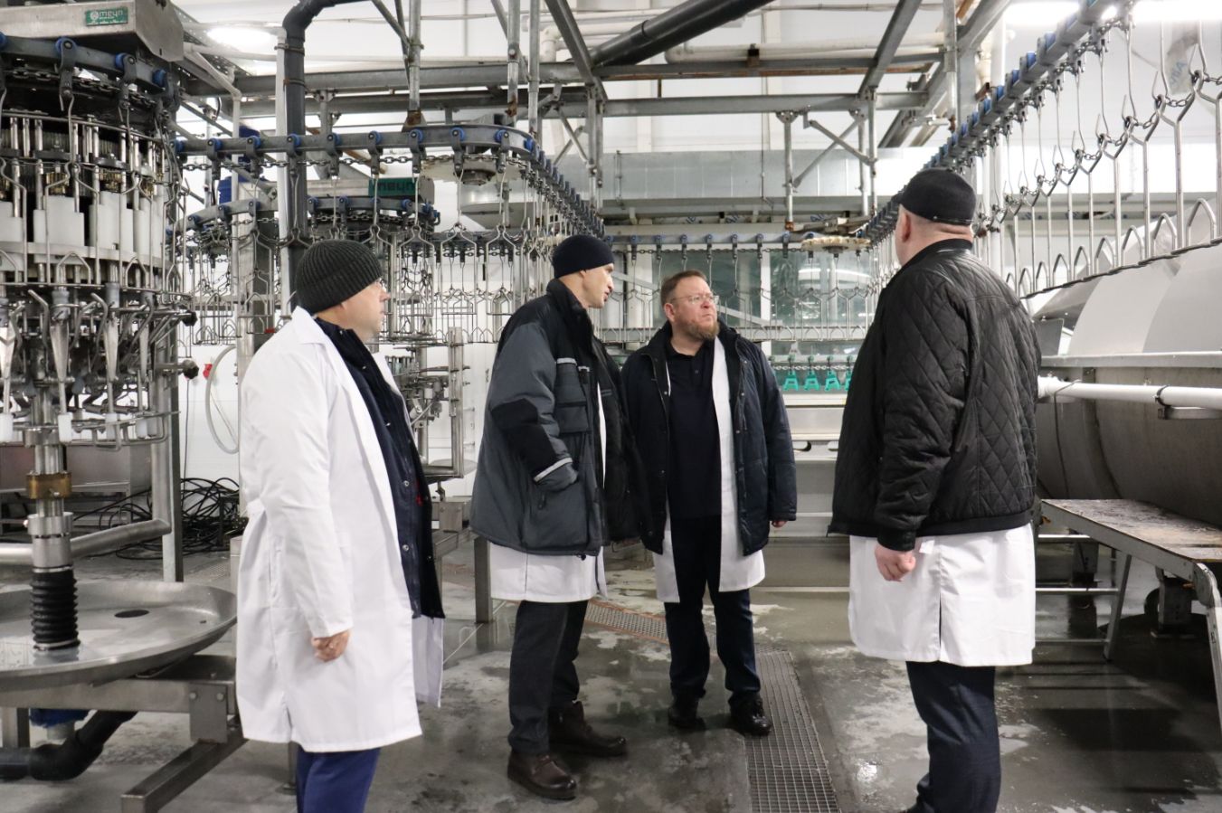 На юге Красноярского края строят молочные комплексы и обновляют птицефабрику