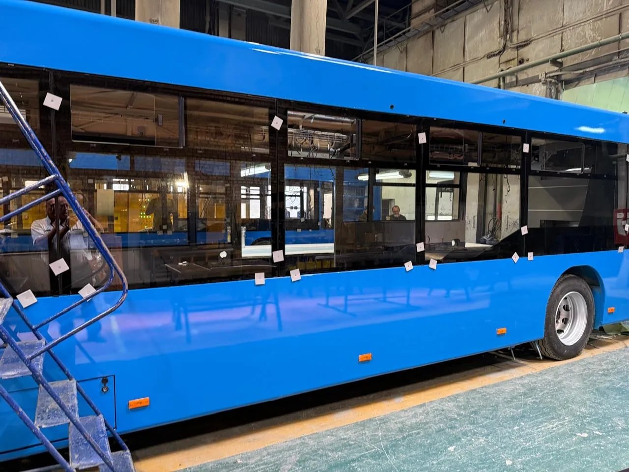 В Красноярске показали первые автобусы на газомоторном топливе