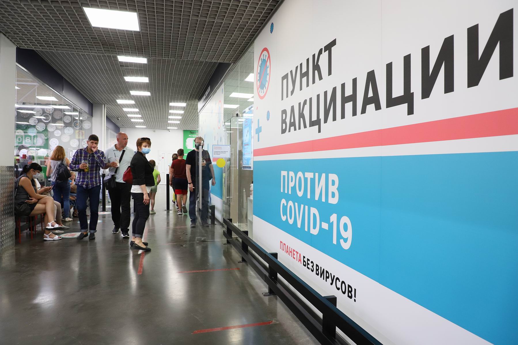 В Красноярском крае готовят новые ограничения из-за роста случаев COVID-19