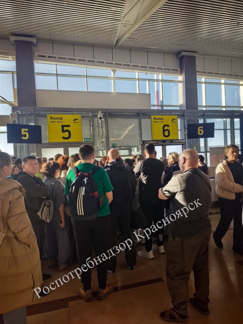 Роспотребнадзор контролирует соблюдение прав пассажиров рейса Красноярск–Фукуок