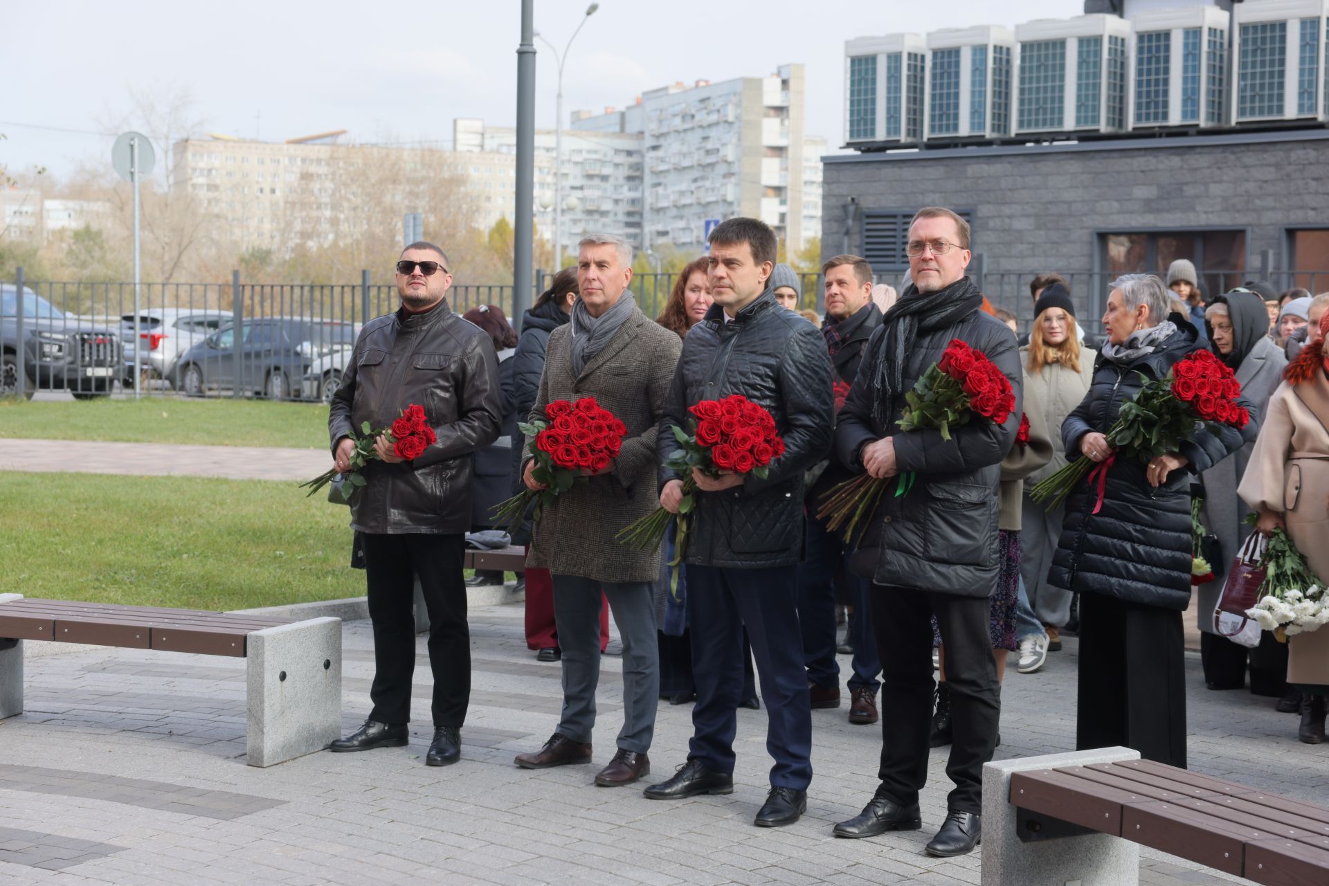 В Красноярске почтили память Дмитрия Хворостовского в день его рождения