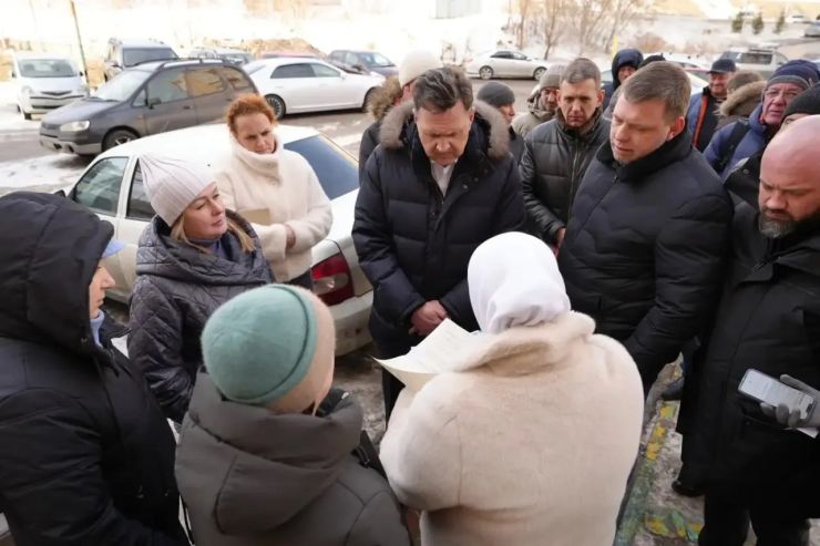 Жителям 2-й Огородной в Красноярске пообещали дорожную карту укрепления склона