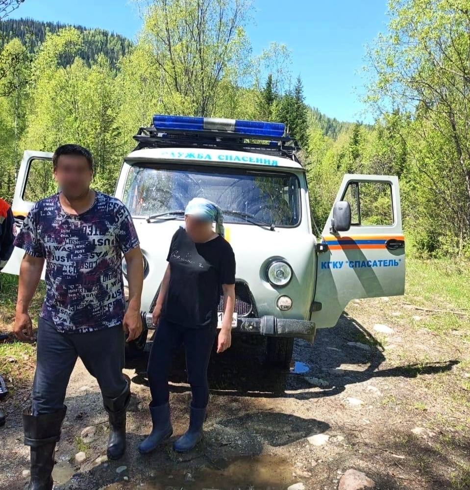 В Красноярском крае сборщики черемши заблудились и плутали в лесу пять дней