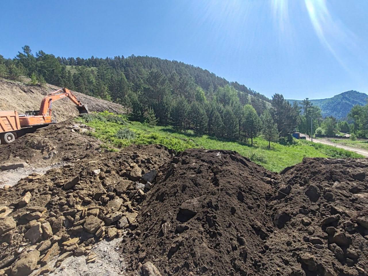 Компания незаконно добывала щебень под Красноярском